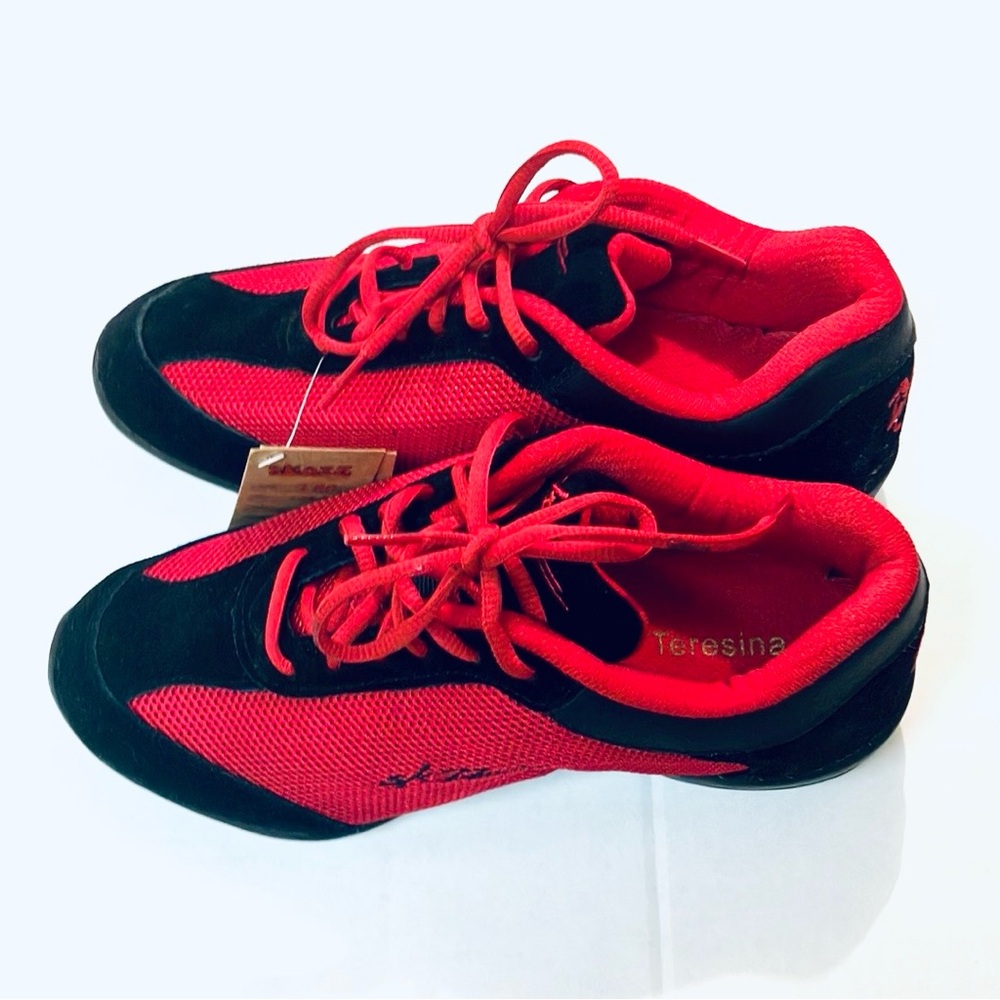 Skazz Sansha Teresina Red Black Dance Sneaker